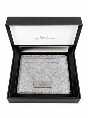 kate spade Kenzie Silver Metallic Cardholder NWT